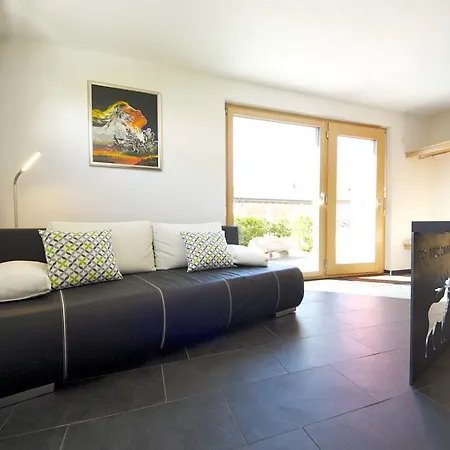 Ferienwohnung Neuhausler, Schinnas Sura 799 *